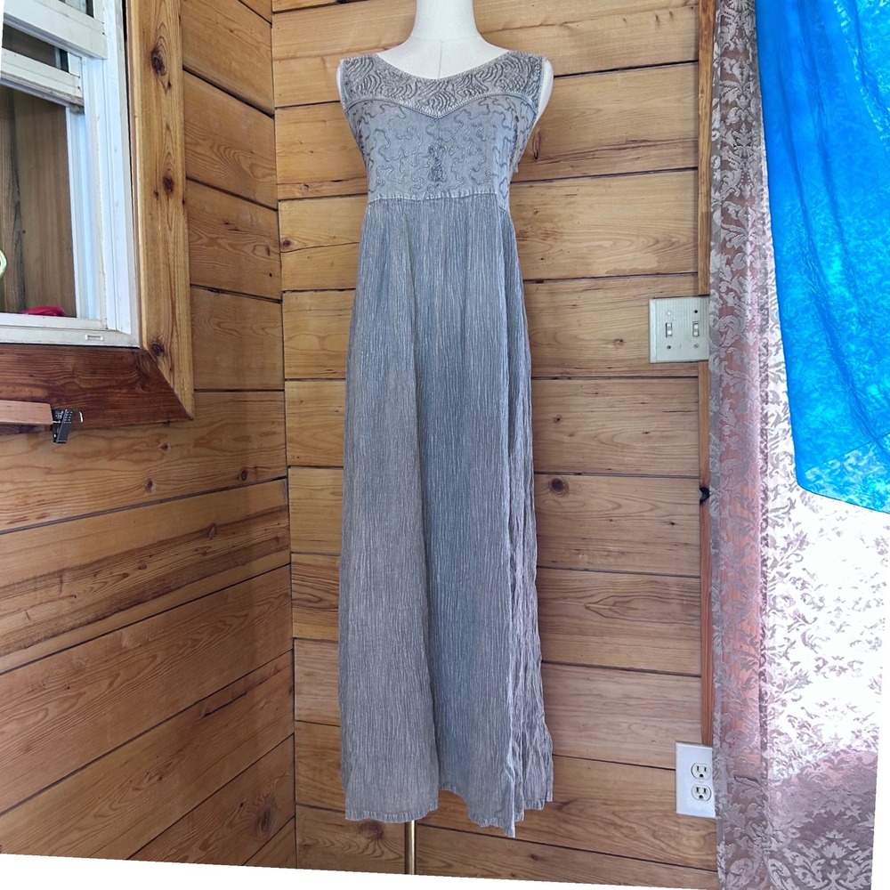 Vintage Maxi Dress Womens Medium Gray Crinkle Rayon Embroidered 90s Grunge MCM